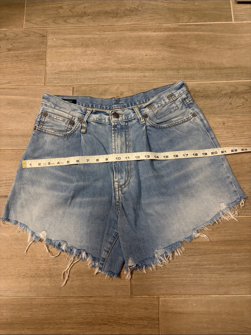 R13 Light Blue Distressed Pleated Damon short - Picture 11 of 14